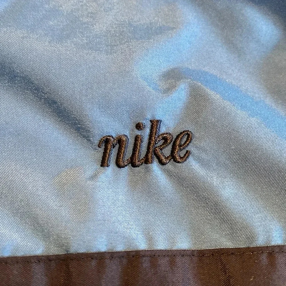 Nike Blue Windbreaker Hooded Jacket Blue Stripes Athleisure Sportswear Size M - Picture 3 of 10